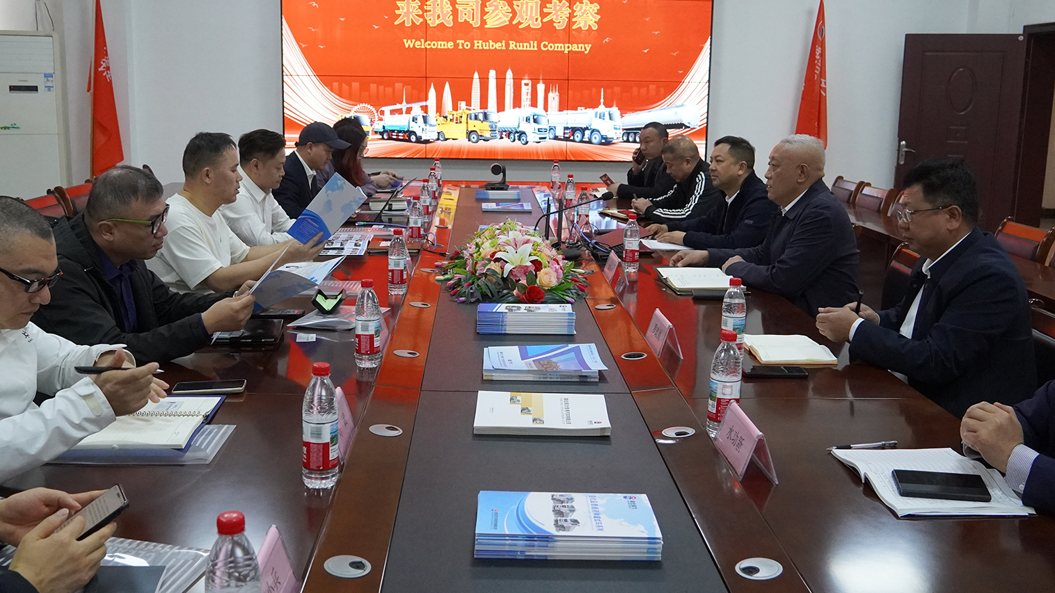 知名外貿(mào)公司來潤(rùn)力訪問，深入交流合作共贏！